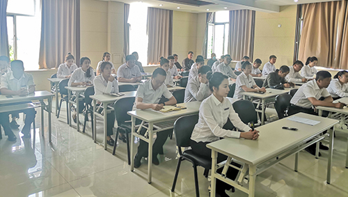 城區(qū)運(yùn)營部召開“優(yōu)質(zhì)服務(wù)、安全運(yùn)營”安全服務(wù)培訓(xùn)會