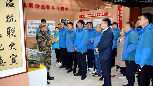 公司北景區(qū)運(yùn)營黨支部“奮斗百年路 啟航新征程--學(xué)黨史、悟思想、辦實(shí)事、開新局”寒蔥嶺密營遺址愛國主義教育實(shí)地考察主題黨日活動